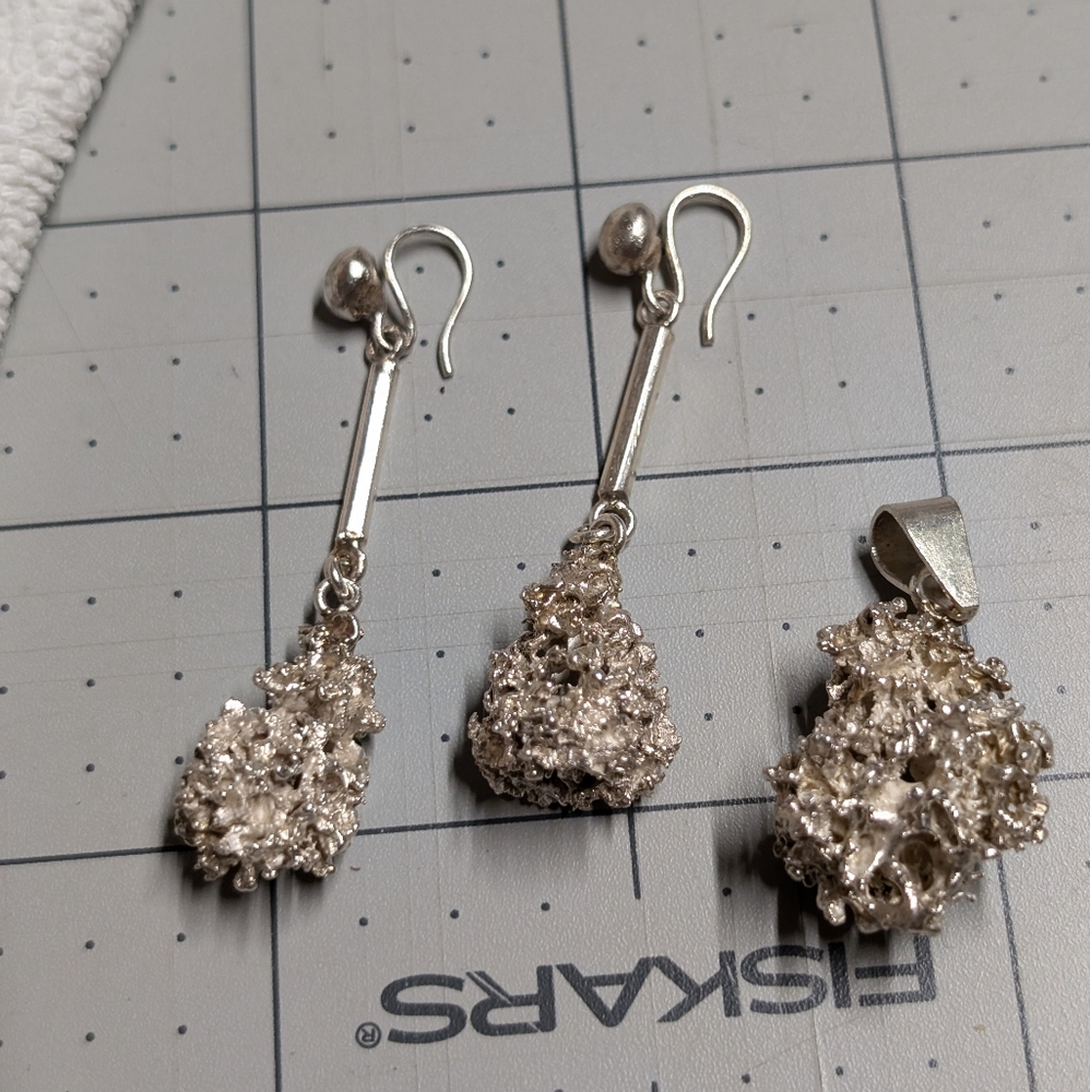 Vintage Brutalist Drop Earrings in Heavy Silver – Molten Specimen | large chunky